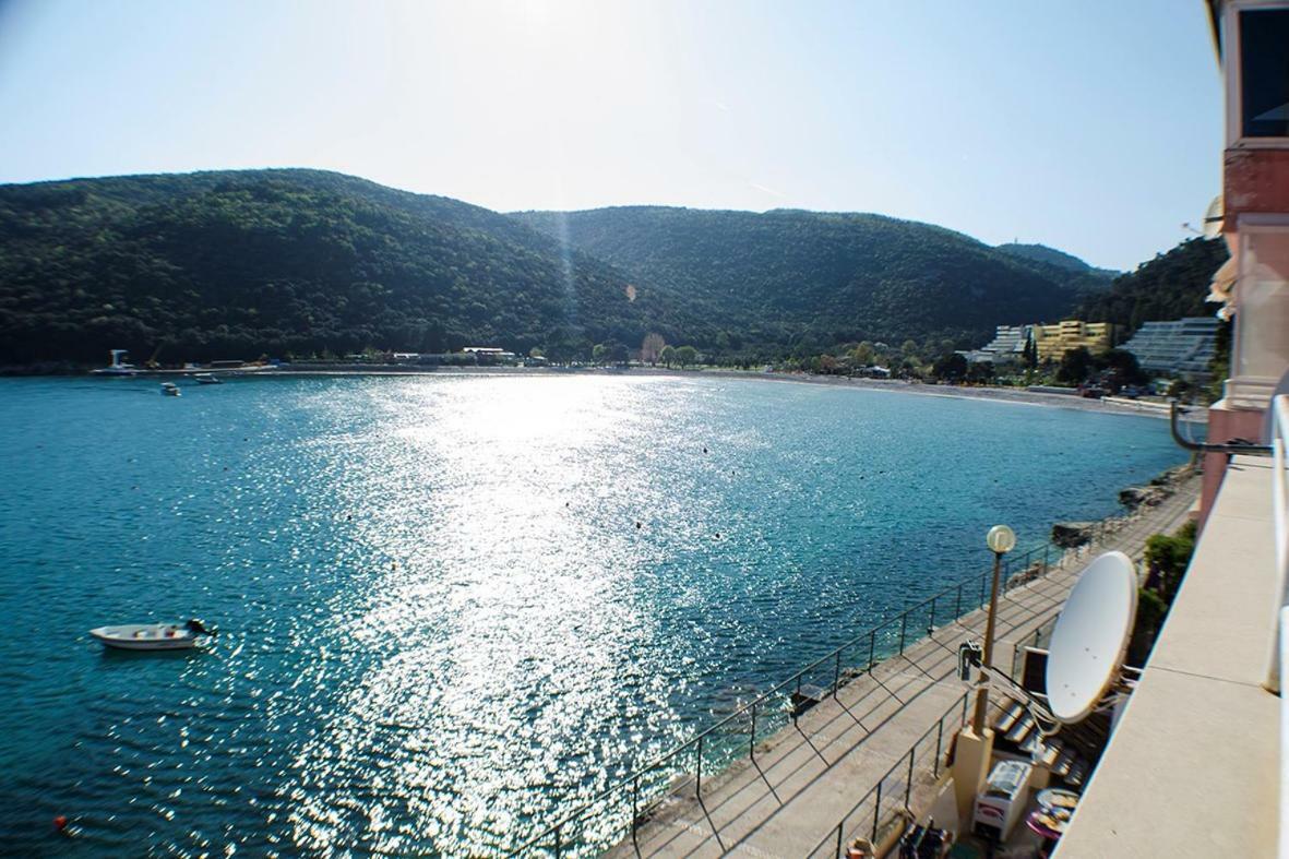 Irene Apartment 10M From Sea - Privat Parking ラバック エクステリア 写真